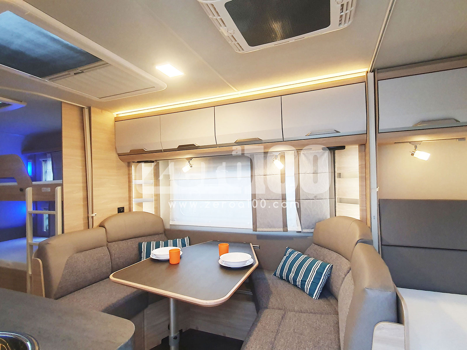 Caravan Knaus Sudwind 580 QS con Climatizzatore e Mover - immagine 8