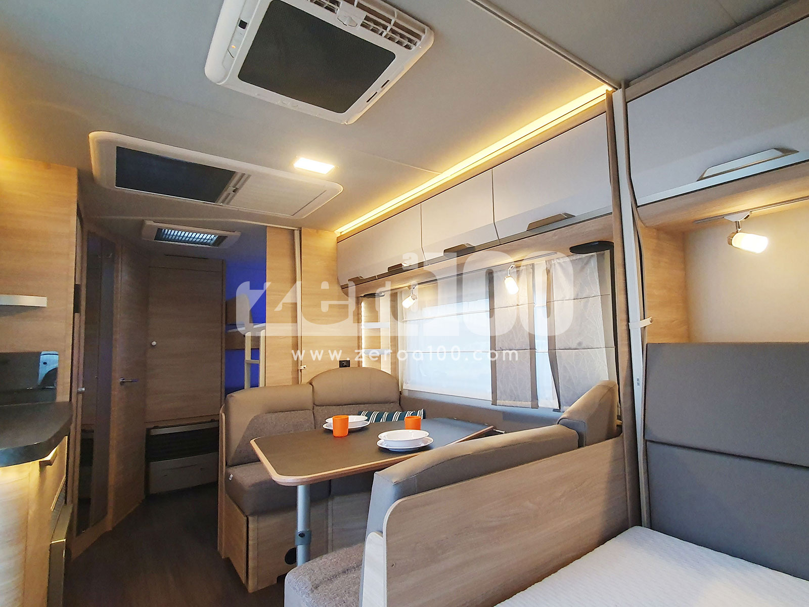 Caravan Knaus Sudwind 580 QS con Climatizzatore e Mover - immagine 12
