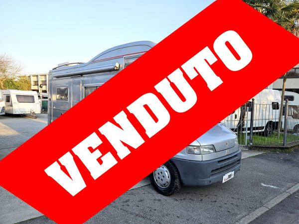 Camper Mansardato Arca Superamerica 415