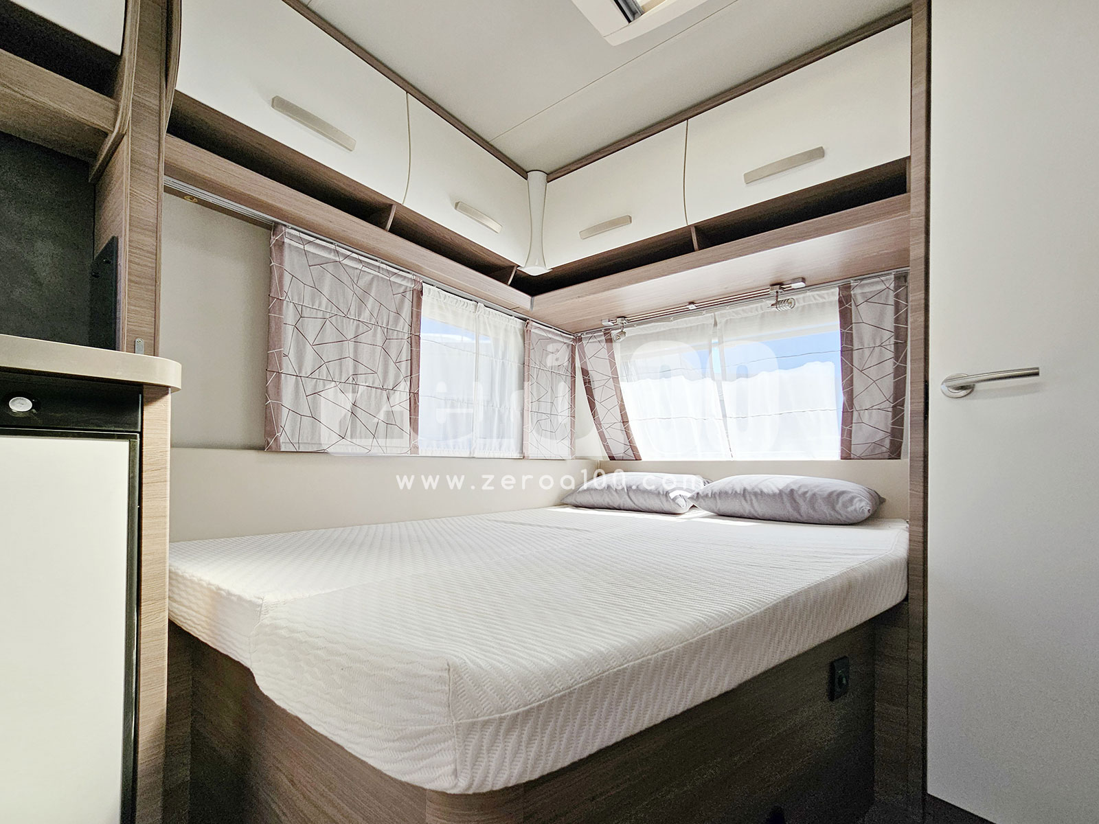 Caravan Knaus Sport 450 FU Silver Selection - immagine 19