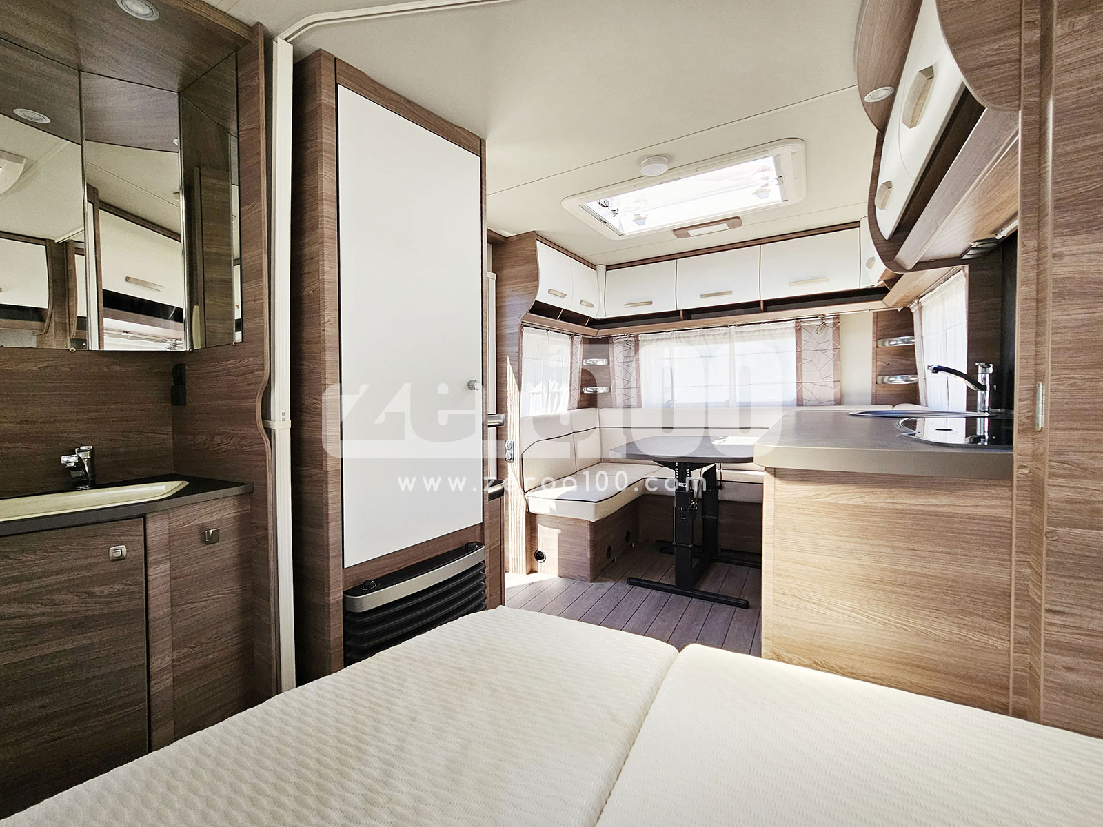 Caravan Knaus Sport 450 FU Silver Selection - immagine 21