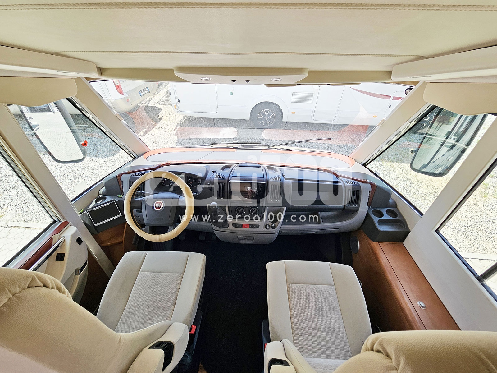Motorhome Carthago Chic C-Line I 42 - immagine 12