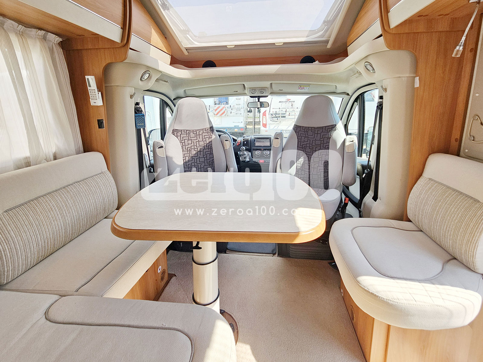 Camper Semintegrale Hymer T 588 SL - immagine 17