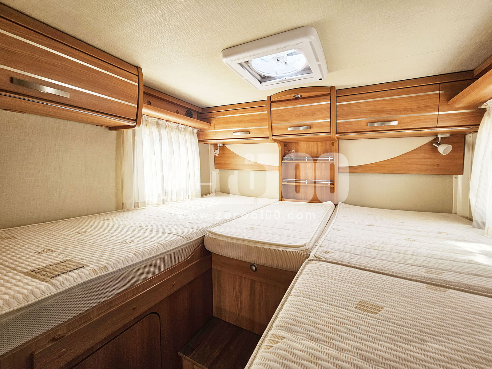 Camper Semintegrale Hymer T 588 SL - immagine 24