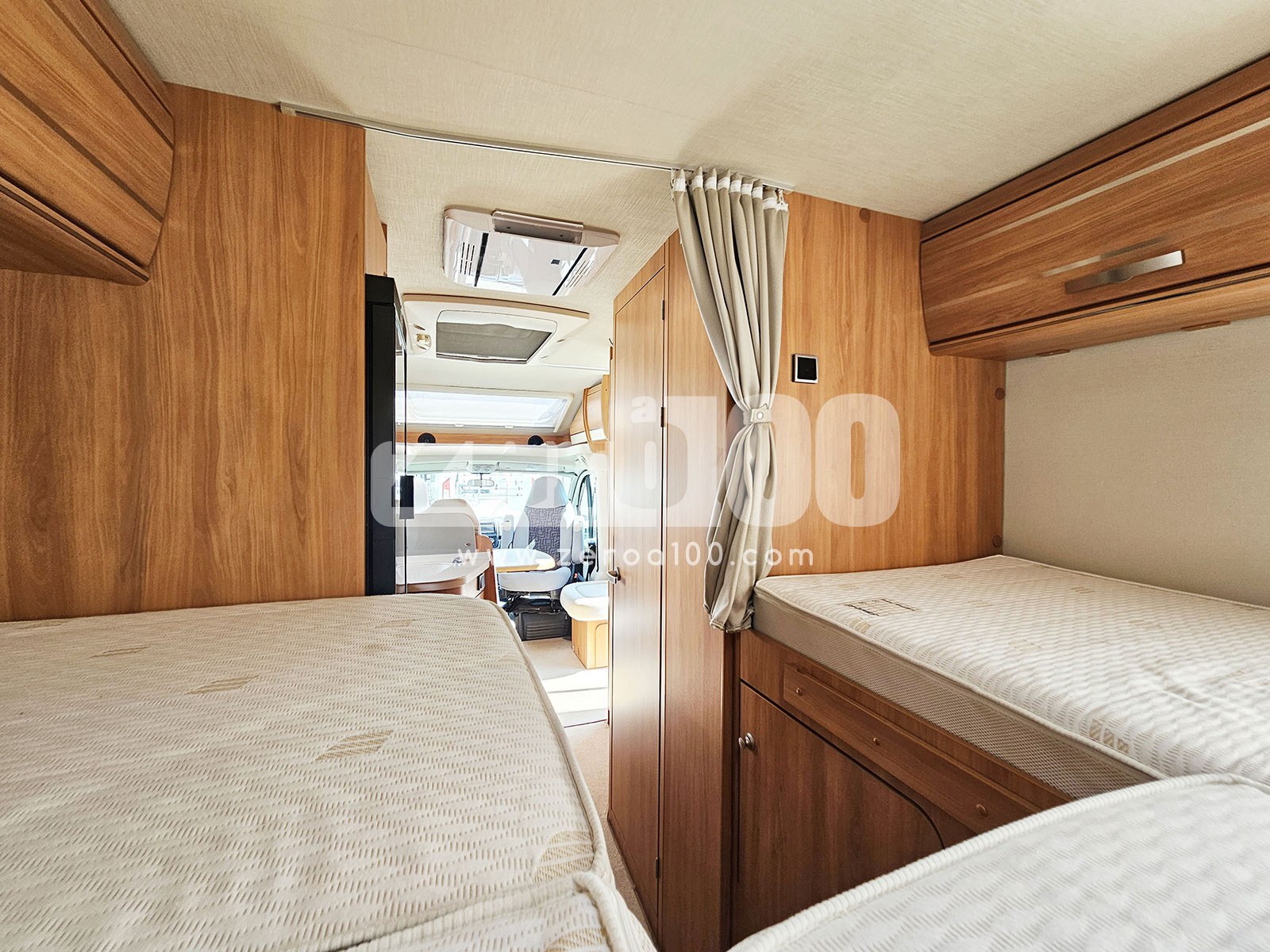Camper Semintegrale Hymer T 588 SL - immagine 26