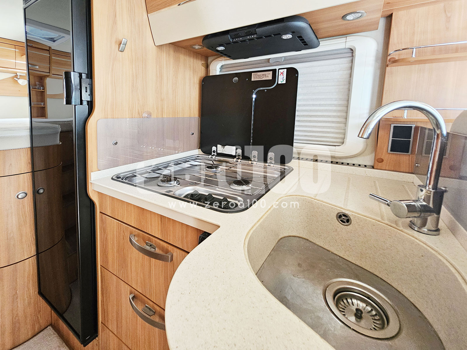 Camper Semintegrale Hymer T 588 SL - immagine 30
