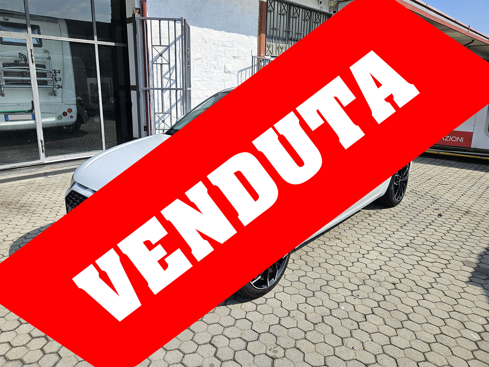 Audi A1 Sportback 25 1.0 TFSI Tetto nero a contrasto