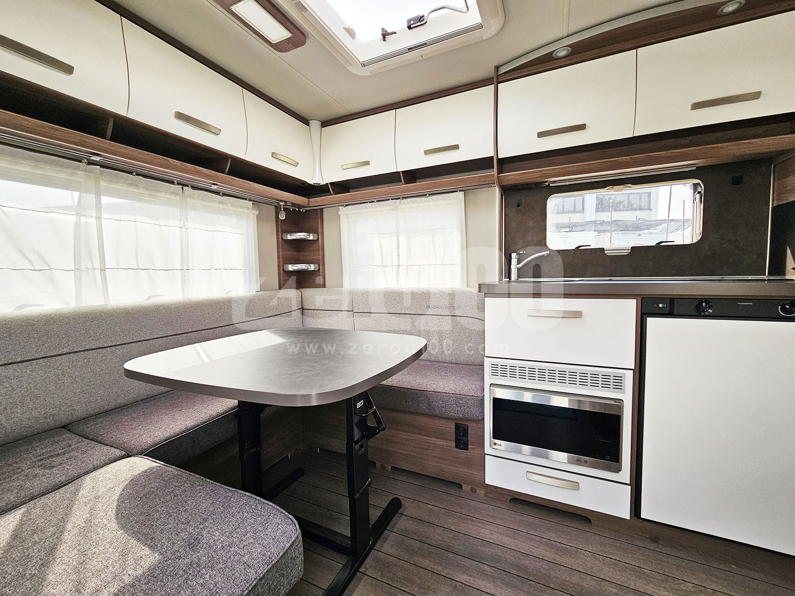 Caravan Knaus Sport 450 FU Silver Selection - immagine 10