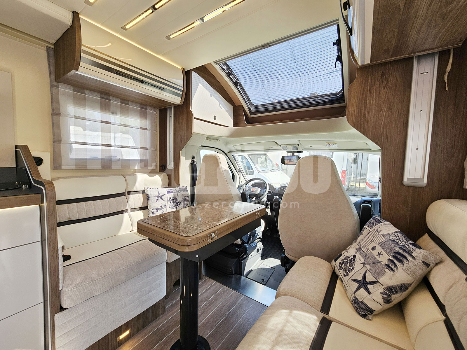 Camper Semintegrale C.I. Riviera 87 XT - immagine 12
