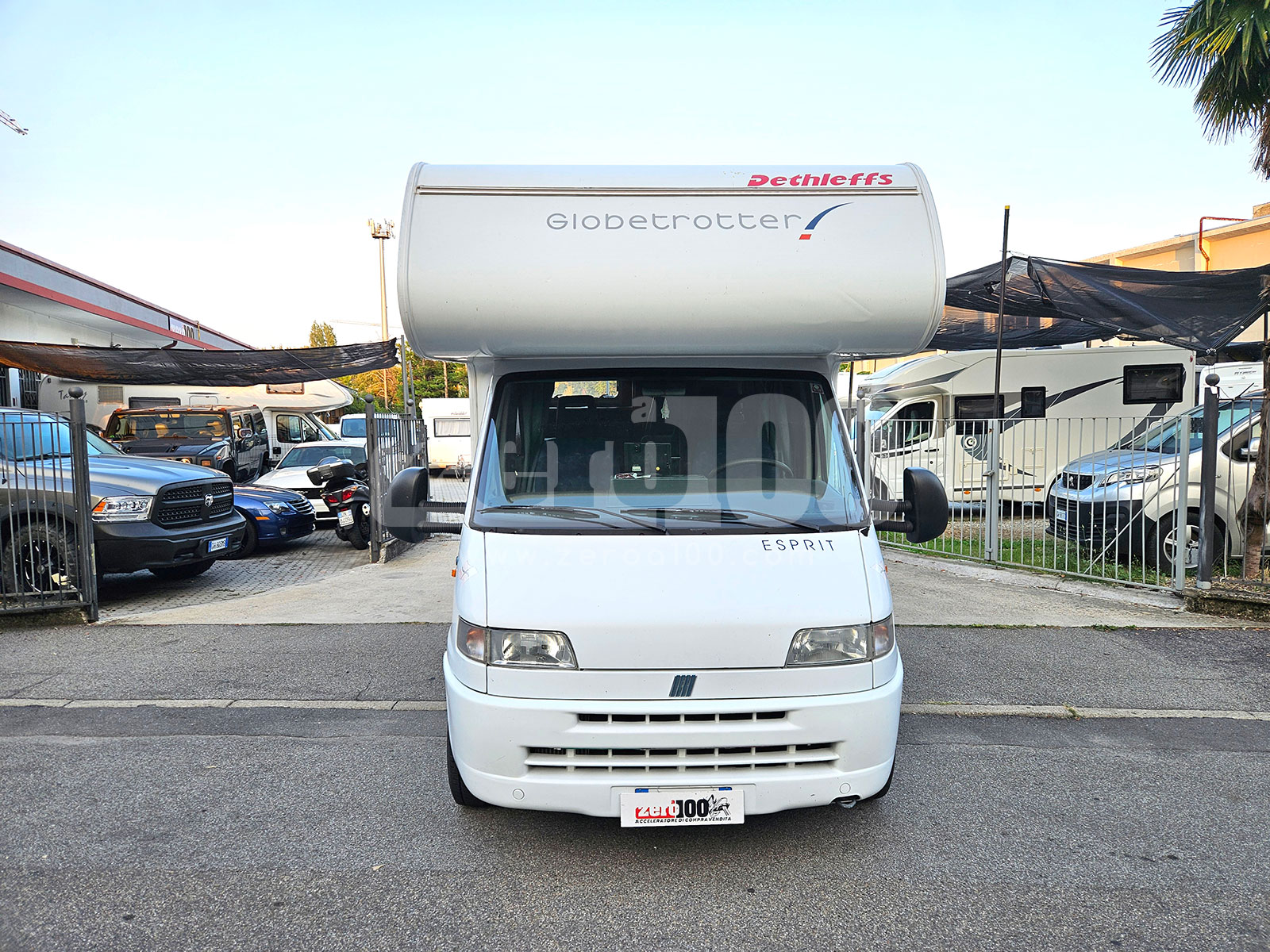 Camper Mansardato Dethleffs Globetrotter Esprit - immagine 3