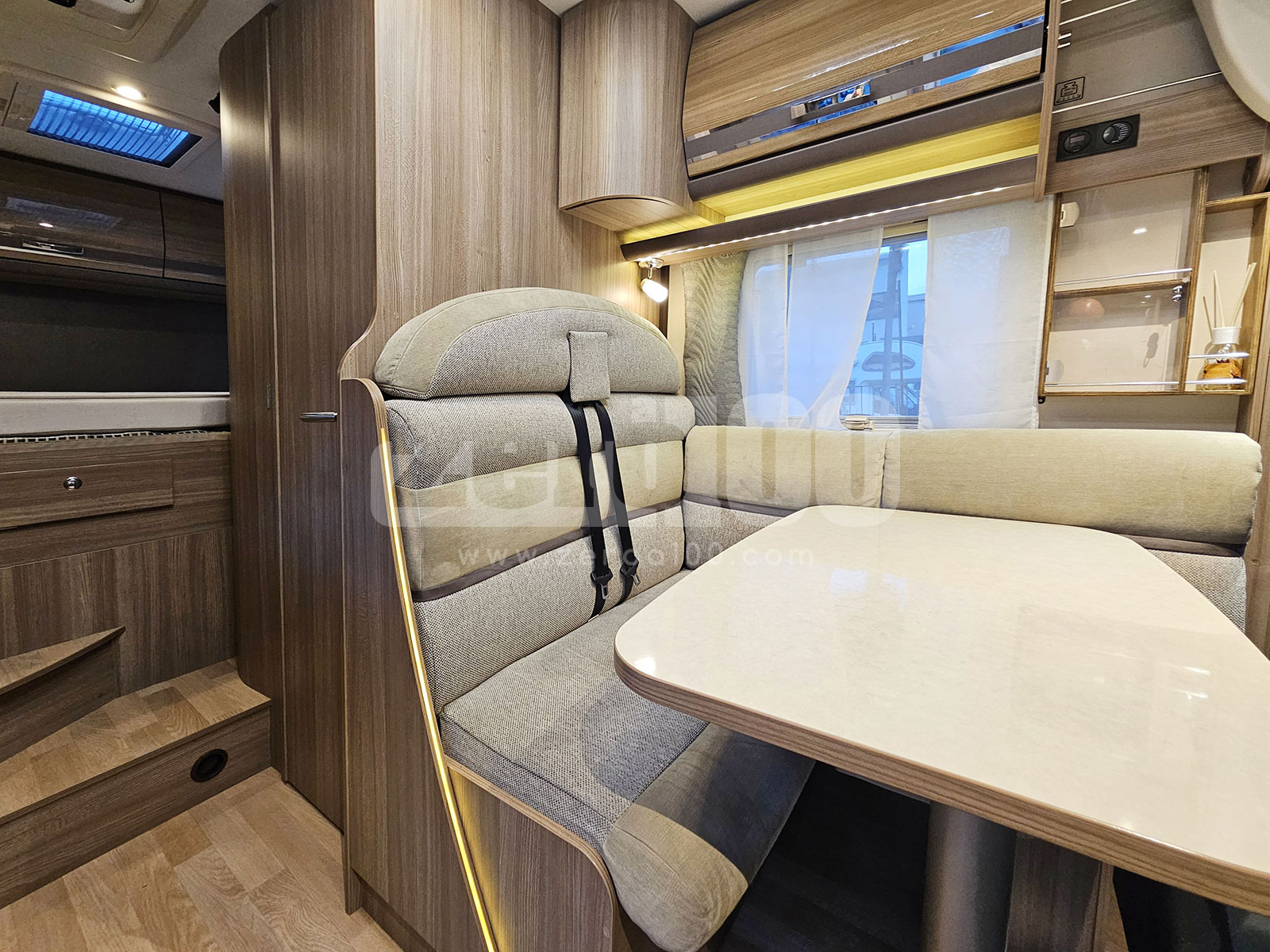Camper motorhome Rapido 803F 5.99 M - immagine 12