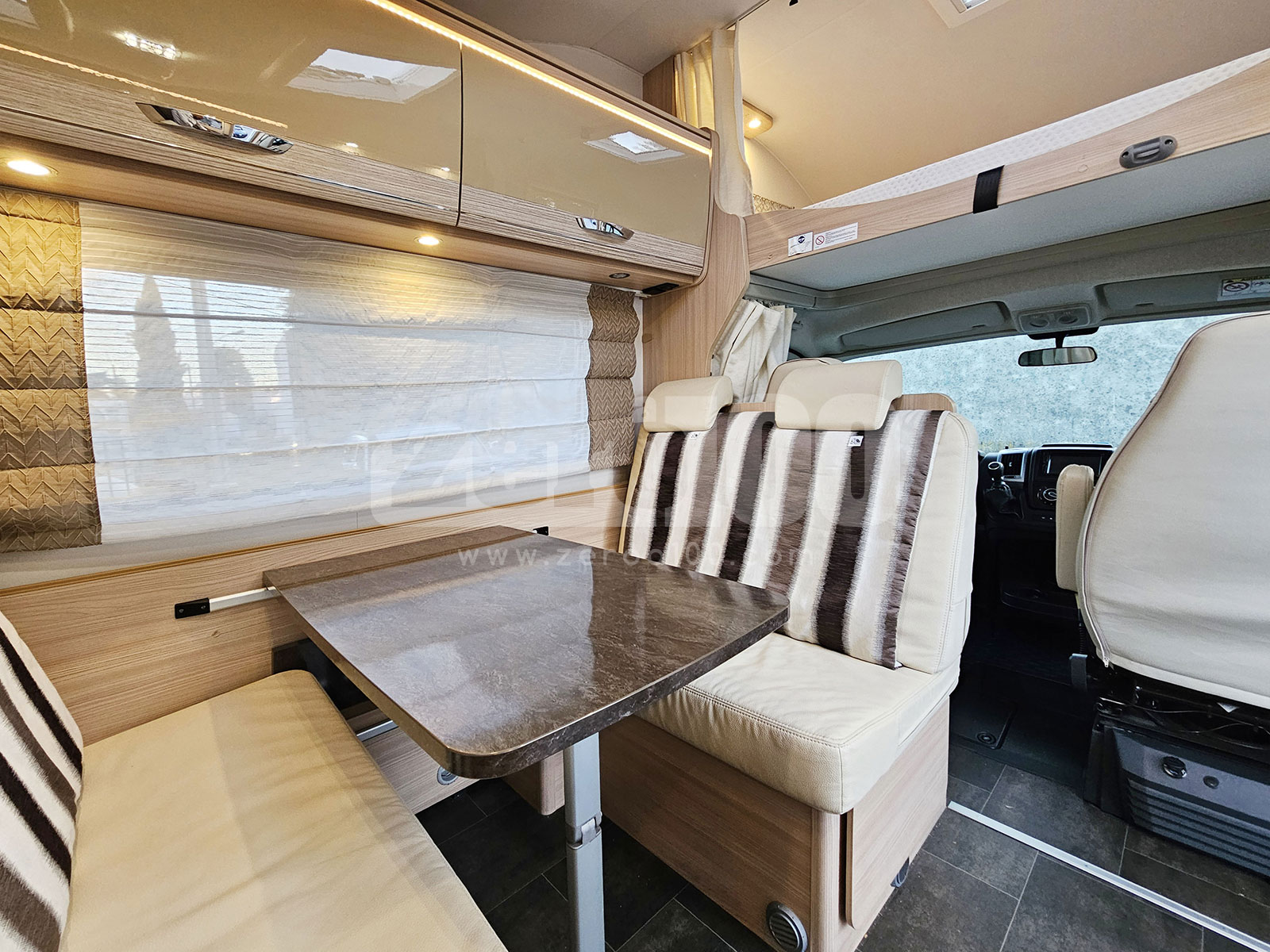 Camper Mansardato Burstner Lyseo A660 - immagine 12