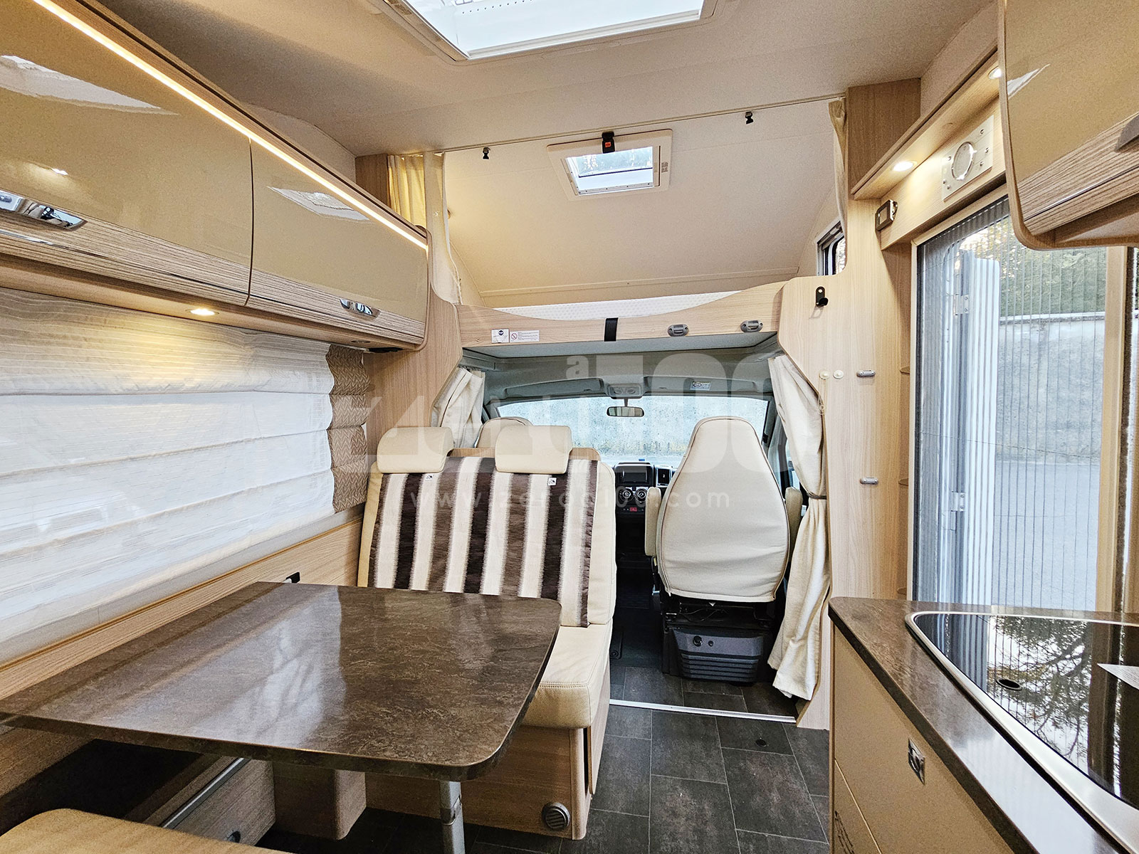 Camper Mansardato Burstner Lyseo A660 - immagine 13