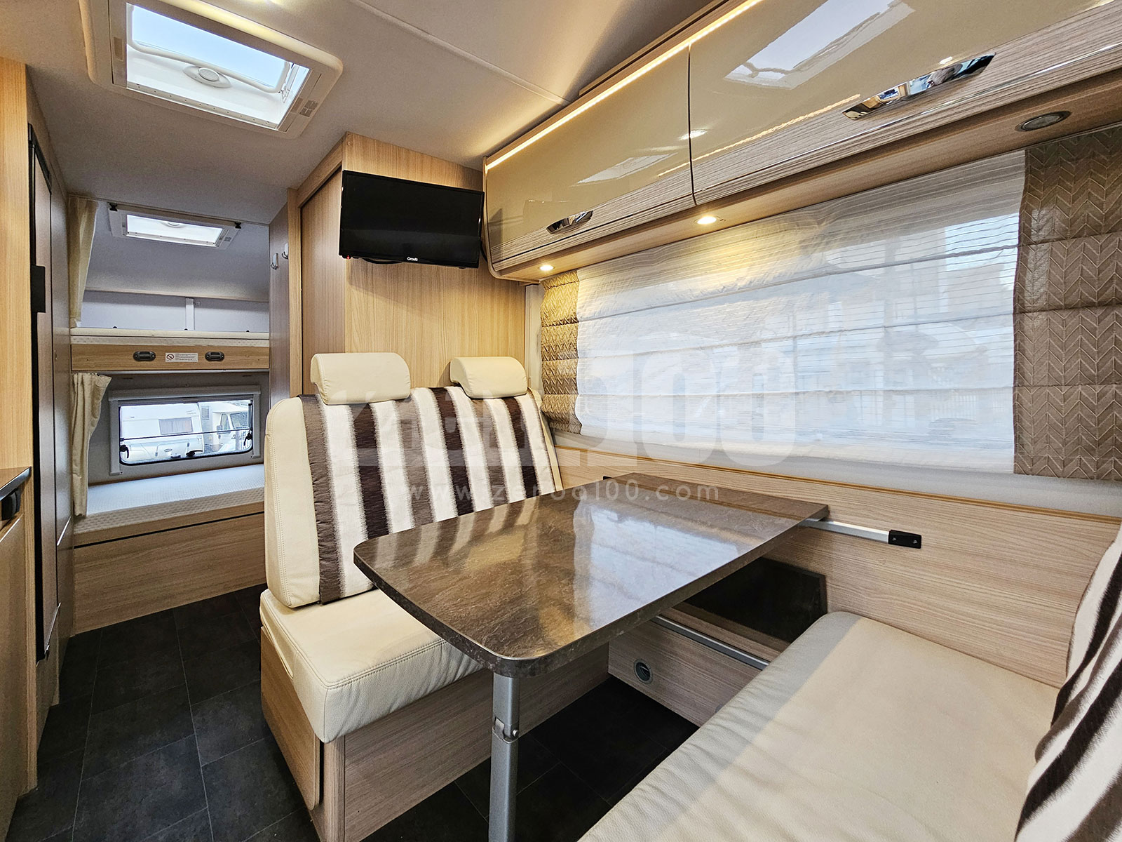 Camper Mansardato Burstner Lyseo A660 - immagine 15