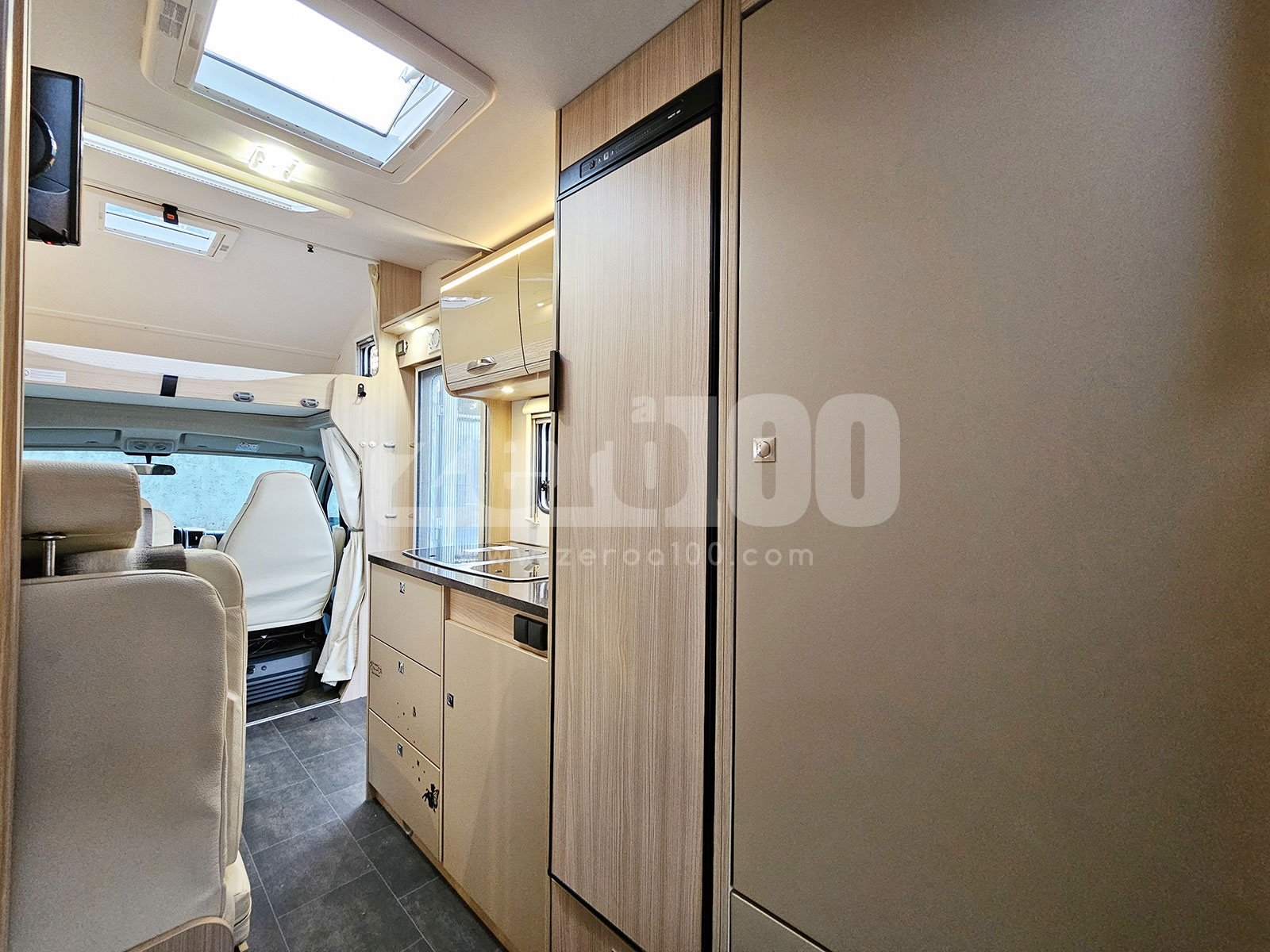 Camper Mansardato Burstner Lyseo A660 - immagine 27
