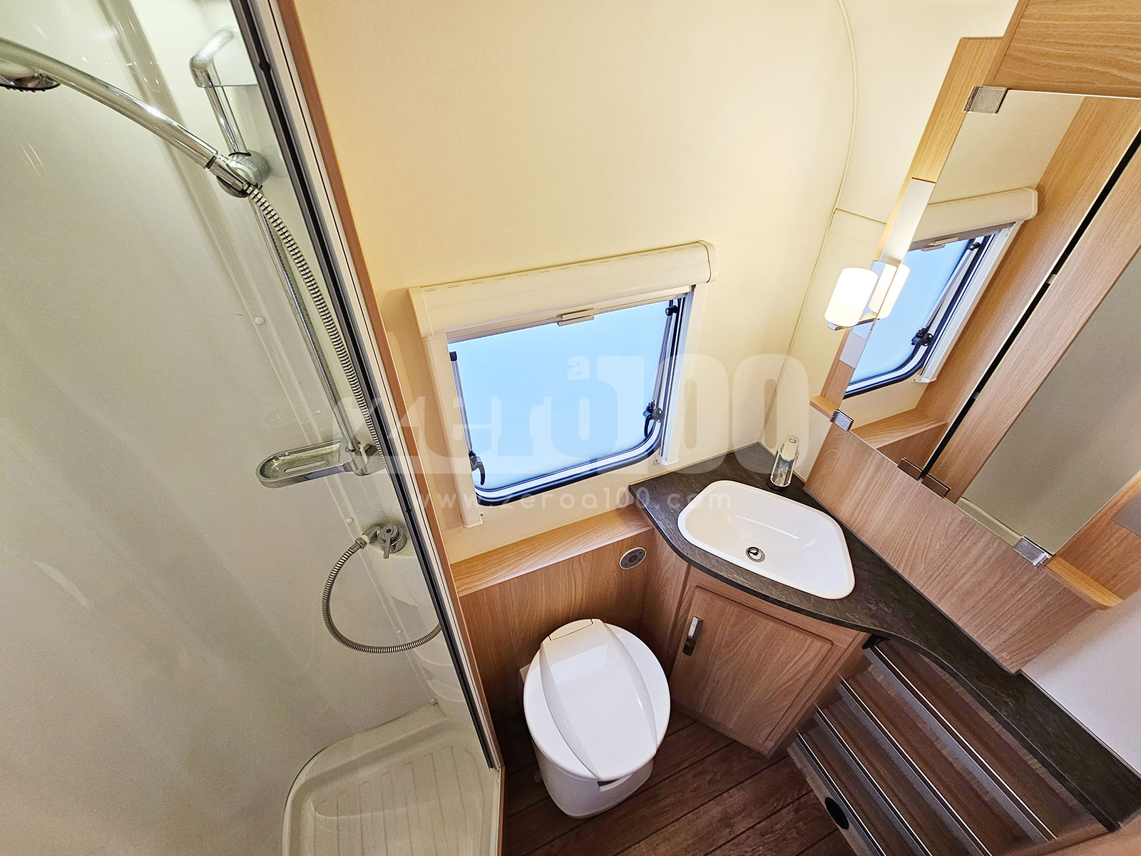 Caravan Knaus Sudwind 580 QS Silver Selection - immagine 32